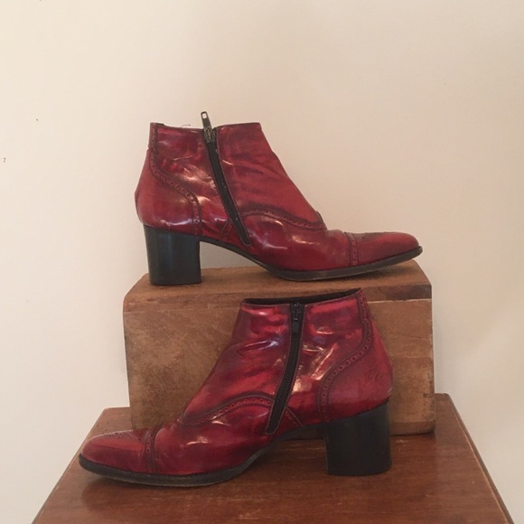 Sacco Red Patent Leather Western Ankle Boots. EU Size 39- US Size 8 1/2 to 9 - Picture 2 of 7